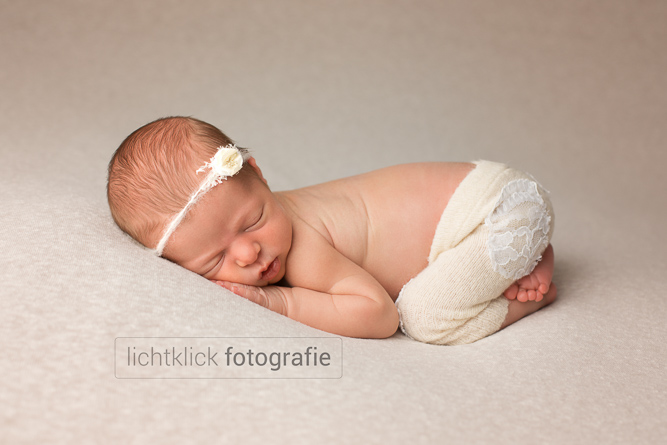 Neugeborenenfotos Alina, 10 Tage