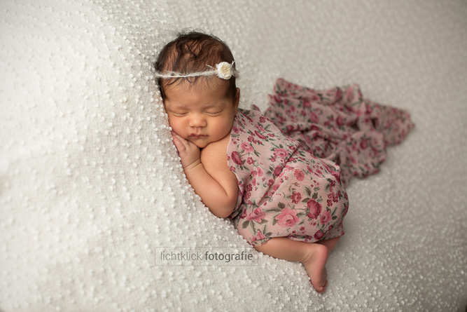 Neugeborenenfotos Arzu, 10 Tage